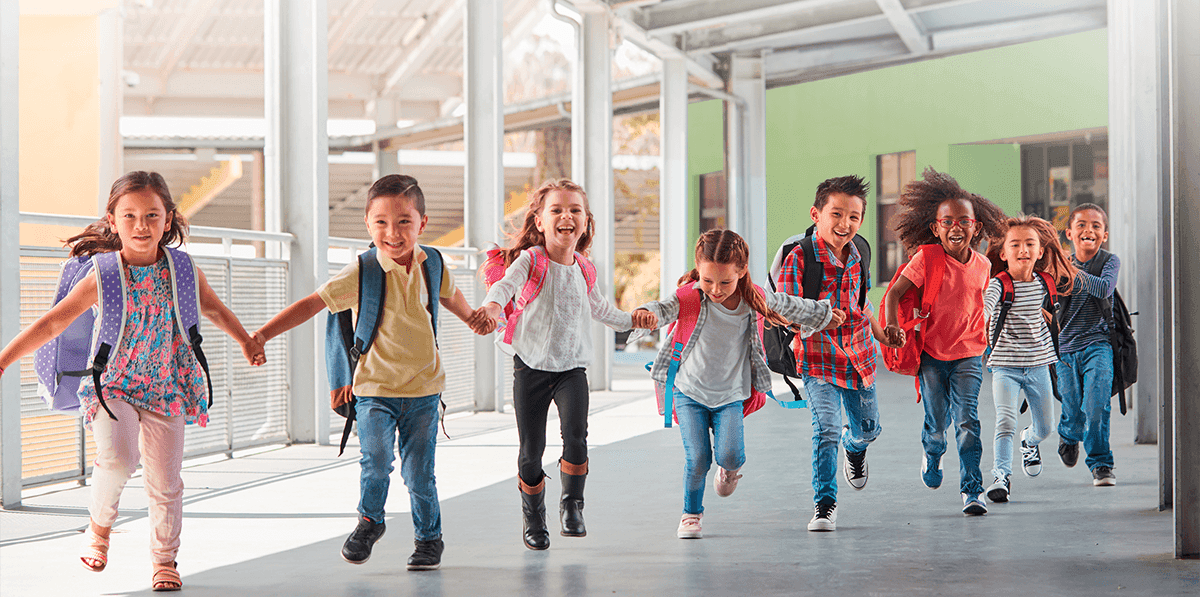 school_kids_running_shutterstock_1200x600_RGB.png